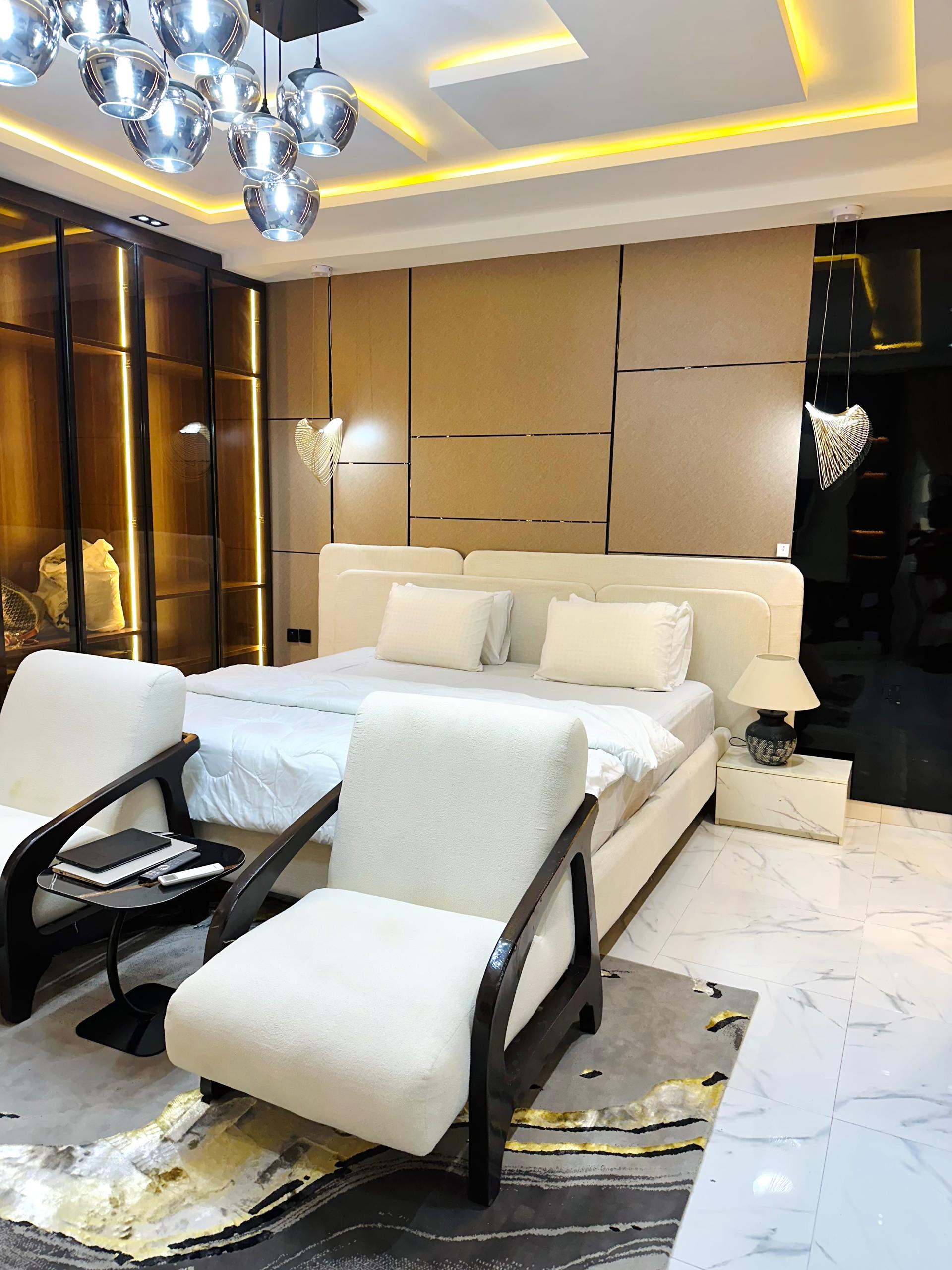4 bedroom duplex