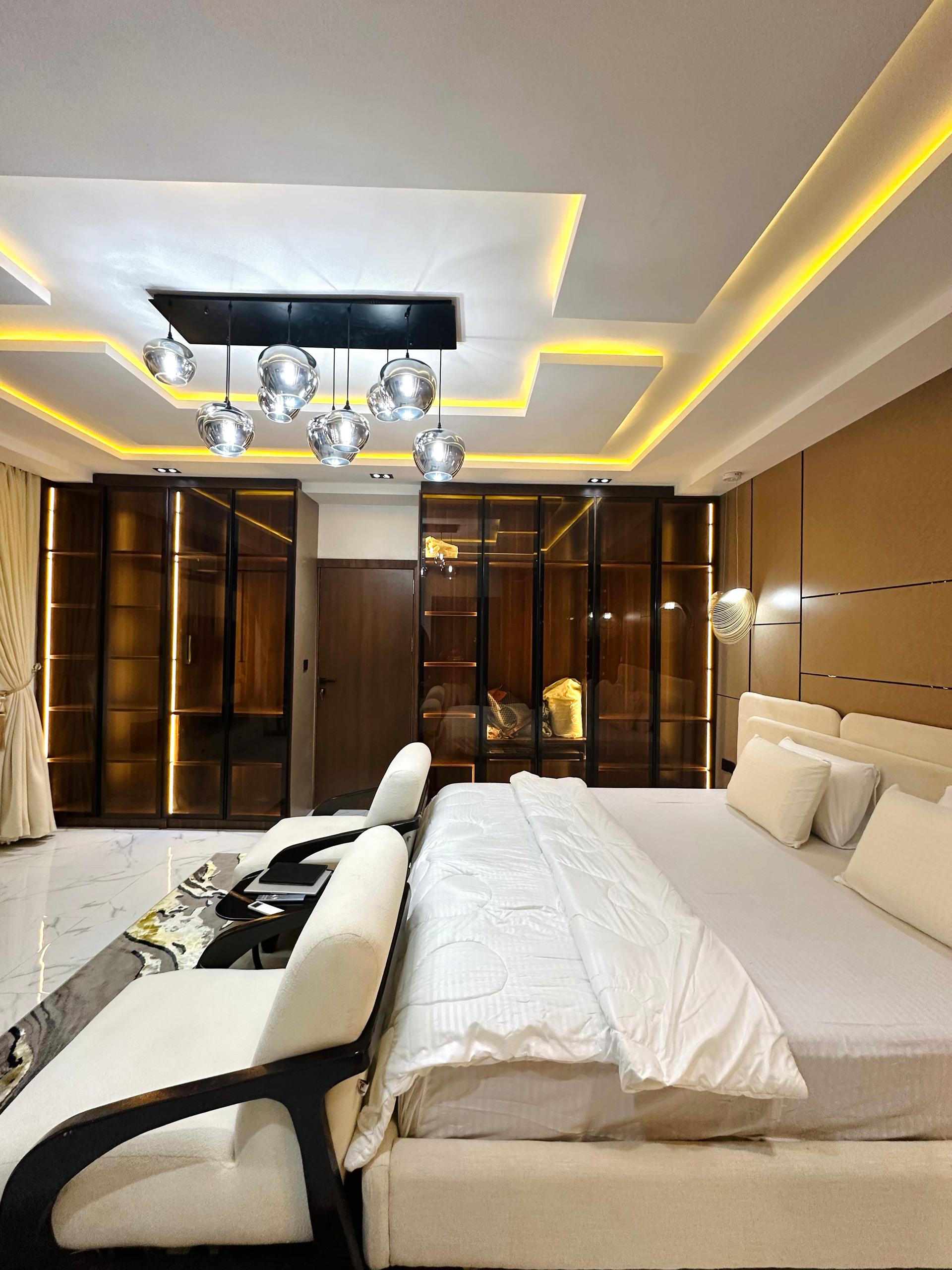4 bedroom duplex
