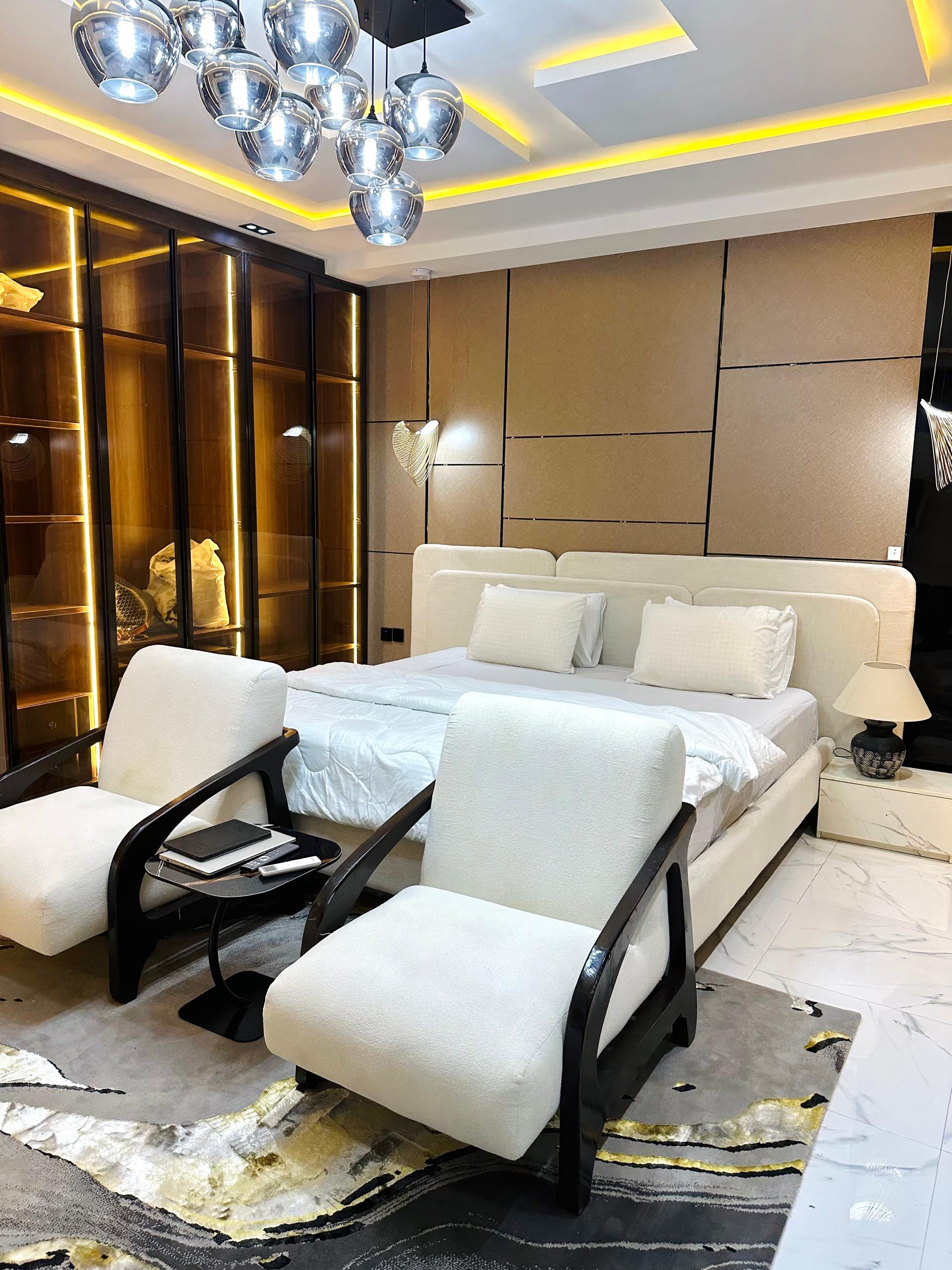 4 bedroom duplex